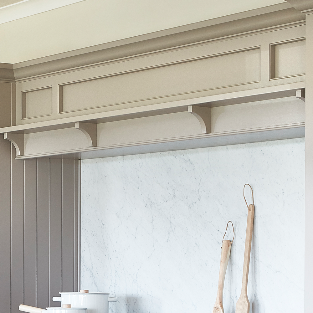 The Raynham Classic Shaker Kitchen With A Farmhouse Touch Naked