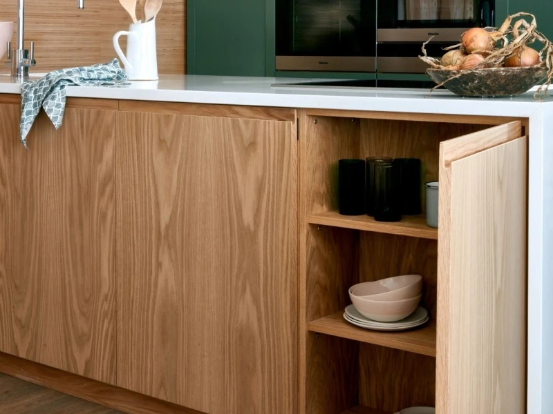 Kitchen cabinets: what is a wood veneer?