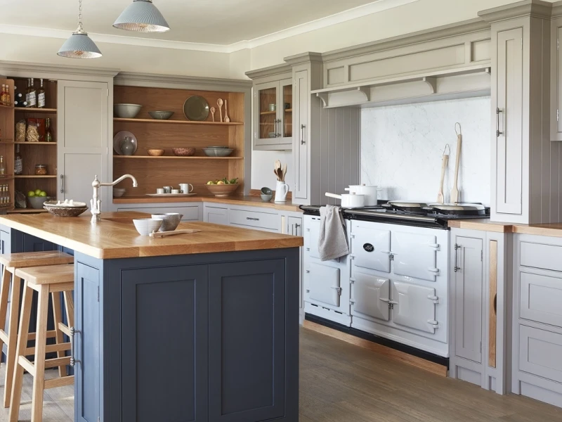 Kitchen style inspiration: English country house kitchens