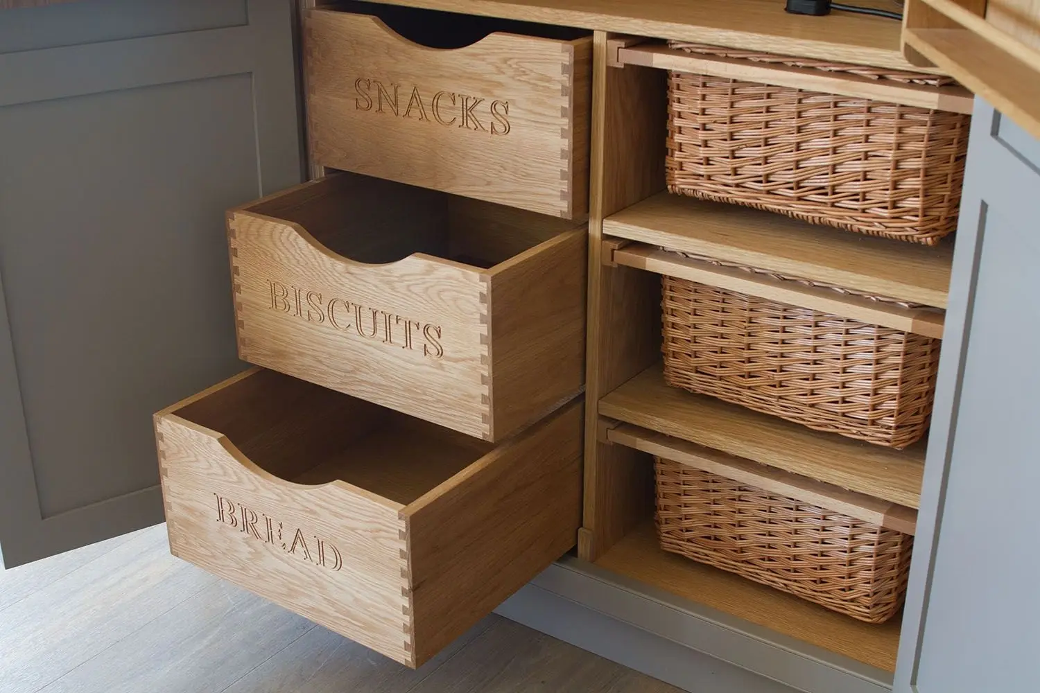 Oak Drawer Box