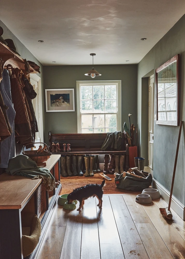 georgian-hall Cabinetry