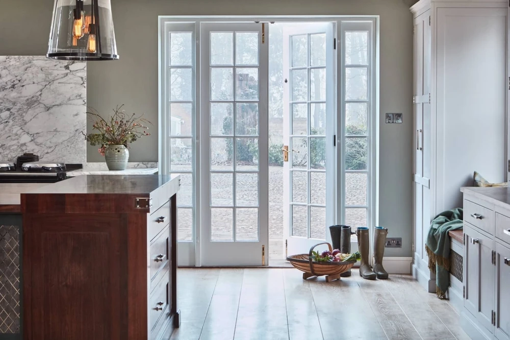 georgian-hall Cabinetry